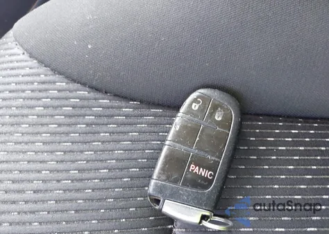 2017 Dodge Journey Sxt z USA, uszkodzony, nr VIN 3C4PDCBGXHT519084